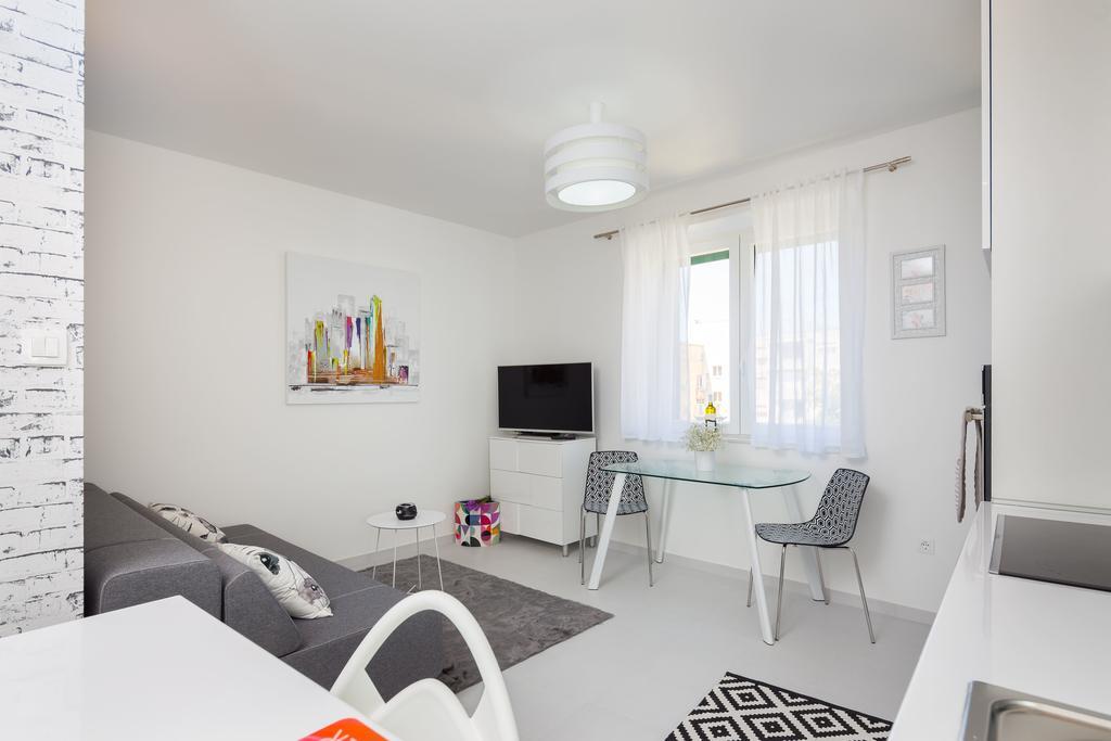 Old City Luxury Apartment Iris Split Exterior photo